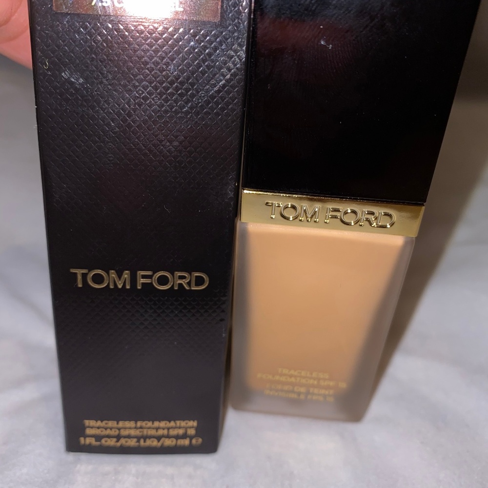 NIB Caramel 7.5 TOM FORD Traceless Foundation